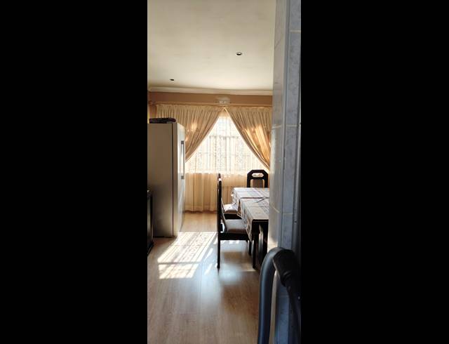 3 BEDROOM HOUSE FOR SALE IN LENNOXTON